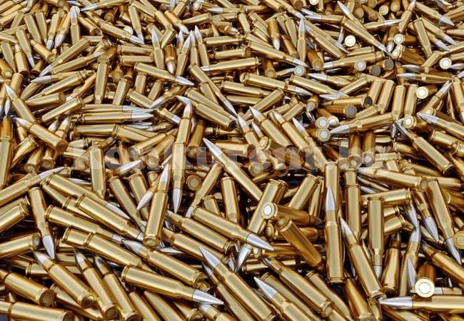 Иззеха боеприпаси от 67-годишен