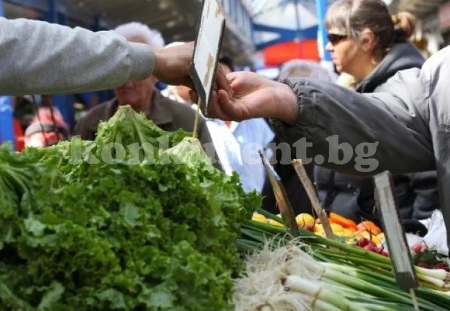 Алкохол и контрабанда заливат общински пазари
