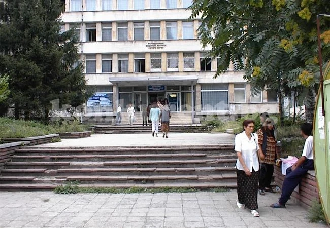 Всички институции на среща за ДКЦ 1