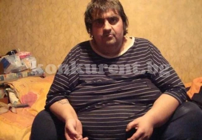 Погребаха с мотокар най-тежкия българин