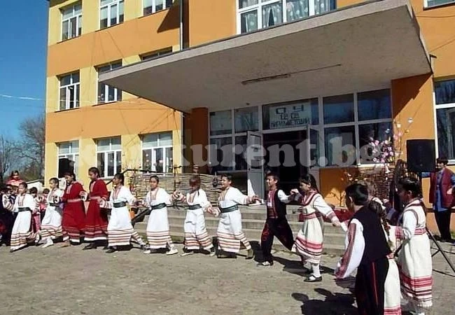 Децата на Малорад посрещнаха пролетта