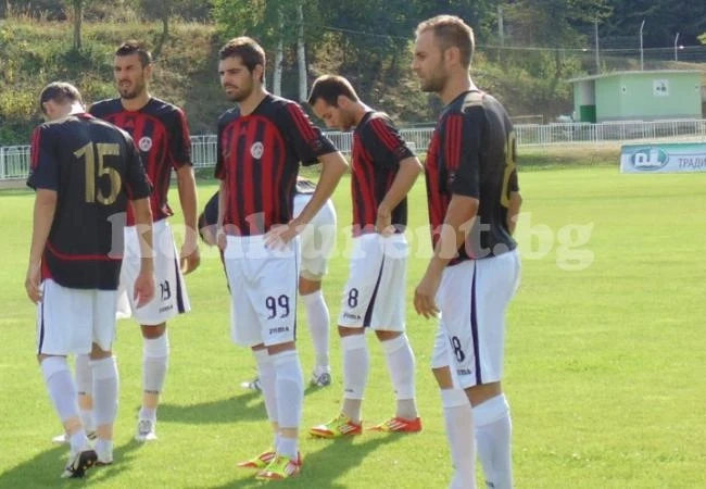 Локо /Мз/ би само с 2:1 Павликени