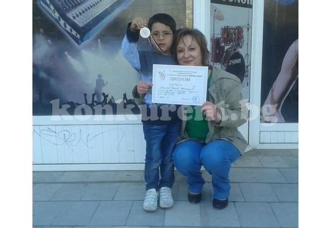 5-годишен певец спечели сребро на национален конкурс
