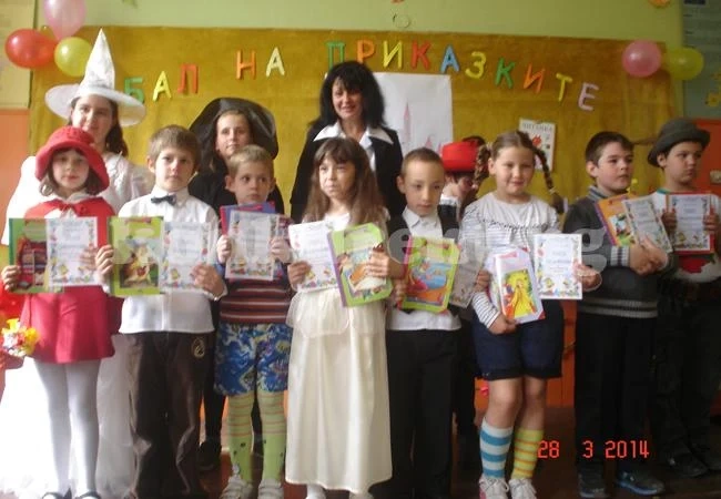 Деца се превърнаха в приказни герои