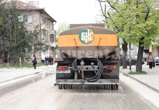 Водоноските обикалят Враца