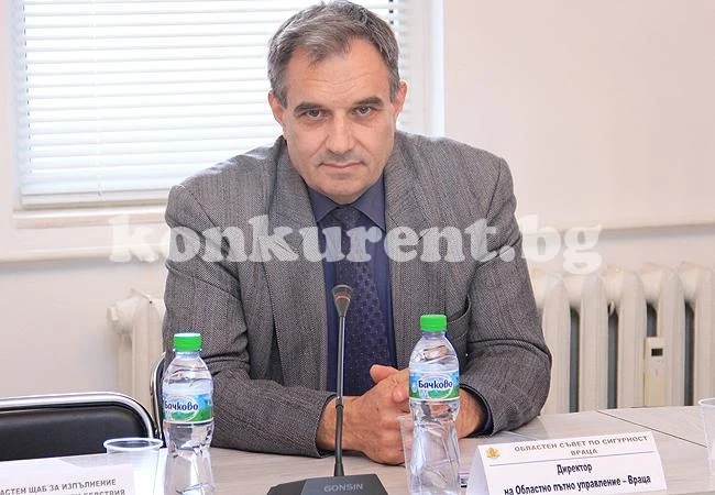 Пенсионираха шефа на пътното във Враца