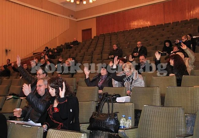 Съветници помагат с пари на болни врачани