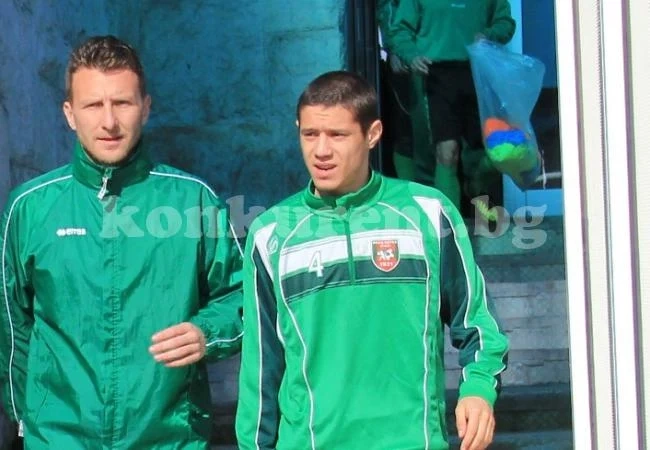Цветомир Валериев е на линия за мача с Раковски