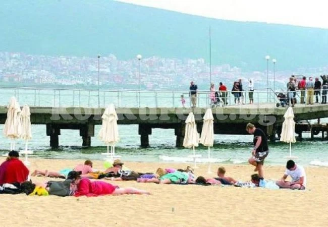 Махат бариерите в Слънчев бряг през лятото