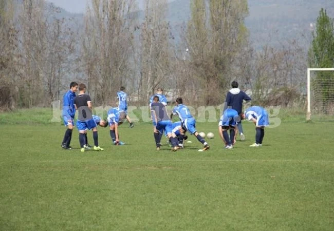 Юношите на Монтана отпаднаха от U17