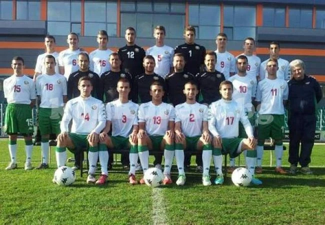 Вутов и Стивън водят U19 срещу Швеция, Чехия и Италия