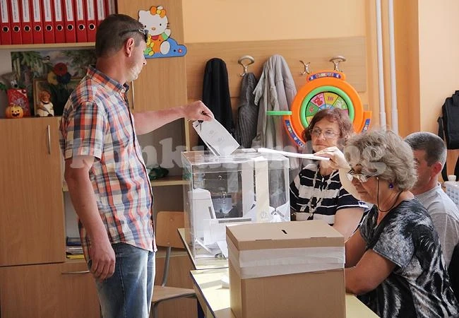 28.33% активност в област Враца