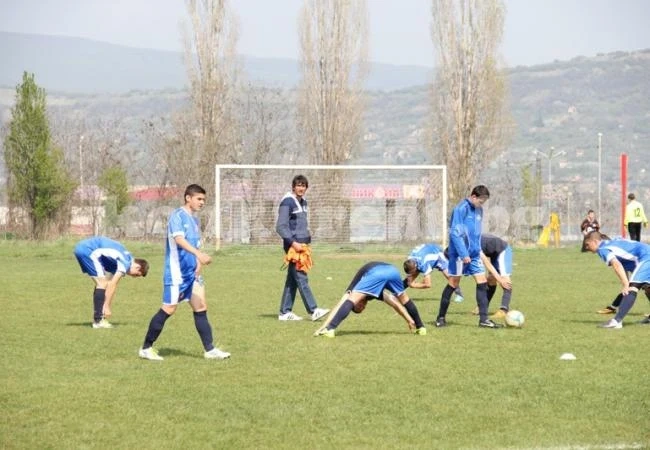 Монтана приключи с тежка загуба в U17