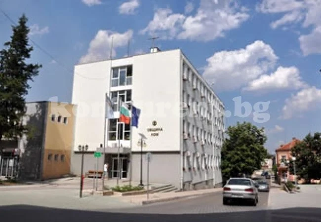 Мъж се пали заради непризната щерка