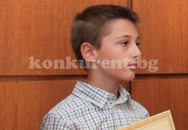 Стивън влезе в елита на шаха при 10-годишните