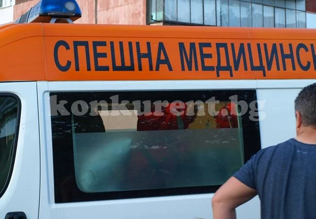 Шофьор бере душа след тежка катастрофа