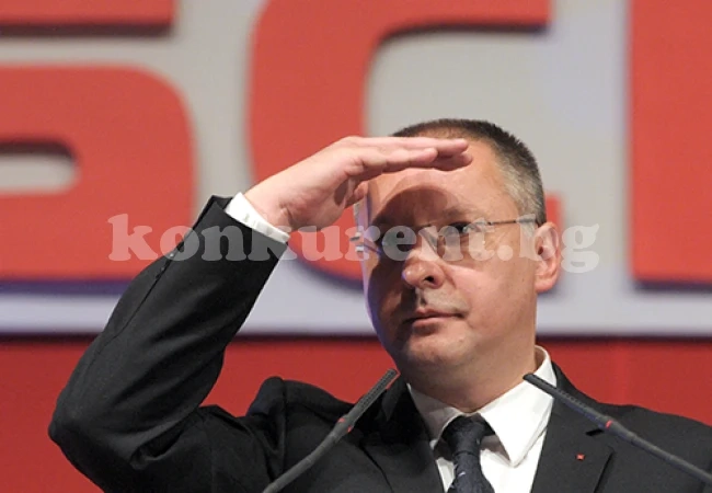 Оставка веднага след вота и избори до края на юли
