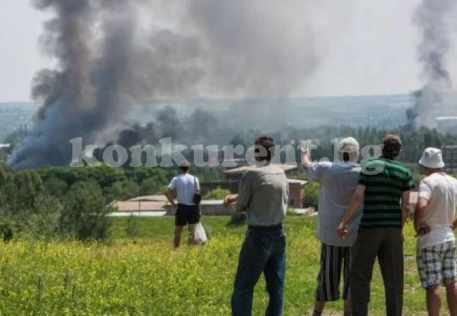 Палят предградията на Славянск