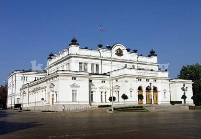 Референдумът остана за по-късно в парламента