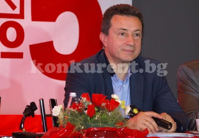 Янаки Стоилов подава оставка като зам.-шеф на \