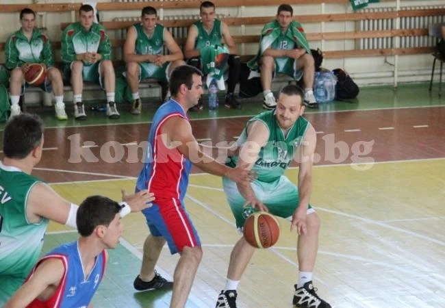Ботев 2012 се конкурира с Дървоядите в турнир