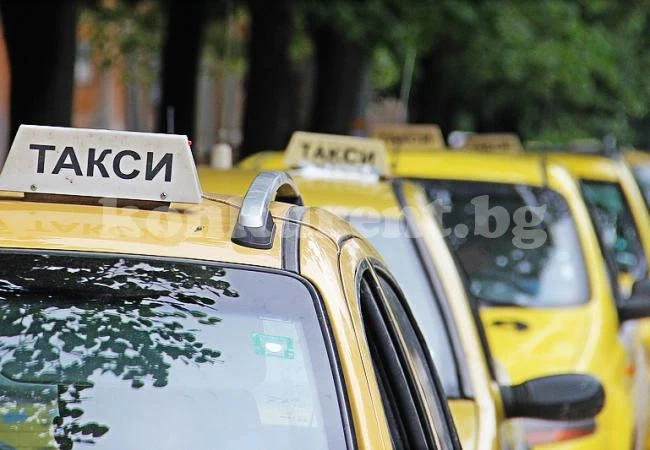 Такситата остават с едногодишни разрешителни
