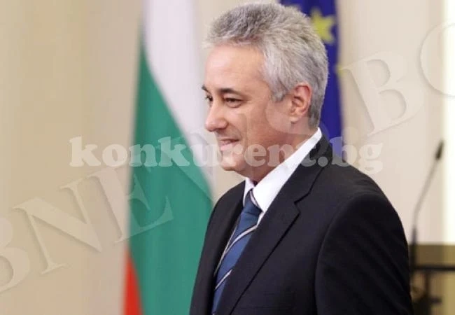 Плевнелиев готви клонинг на кабинета \