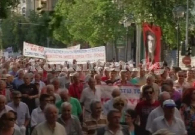 Протести в Гърция срещу приватизацията на държавната енергийна компания