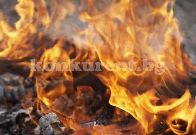Пожар и стрелба на варненски плаж