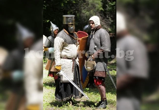 Рицари превзеха Боянската църква