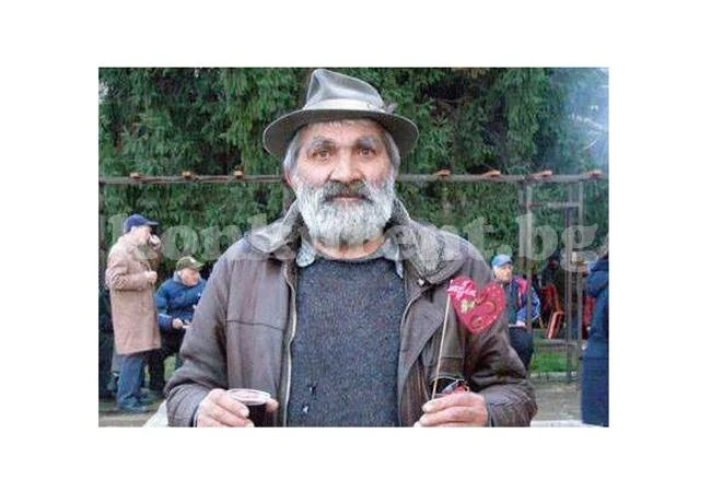 В биографията на клошаря педофил записани още десетки сексуални извращения