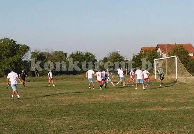 Дражинци и Ружинци почнаха с победи
