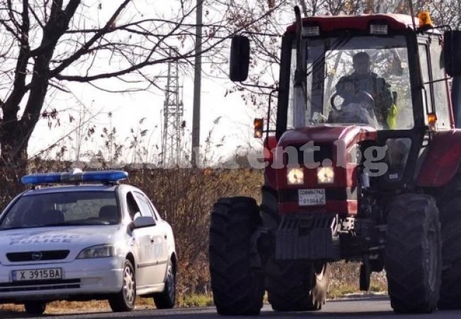 Ремарке на трактор уби 61-годишен мъж