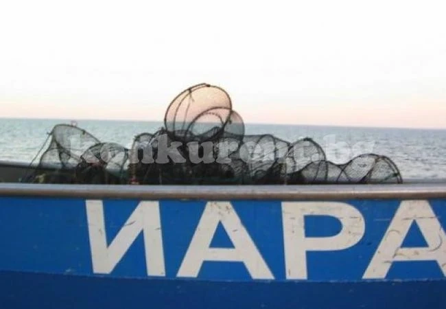 Инспектори одрусаха рибари с актове