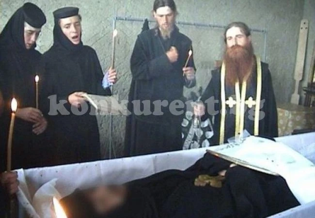 Свещеник разпна на кръст и уби млада монахиня при екзорсистки ритуал