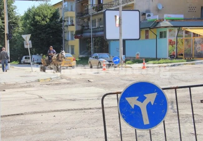 Затварят за два дни централна улица във Враца