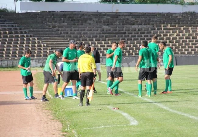 Ботев отстъпи в Правец на израелци