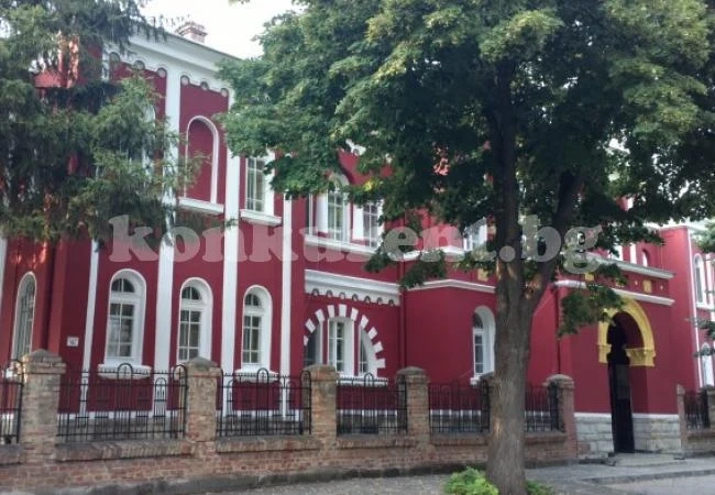Храмът в Градец навършва 160 години