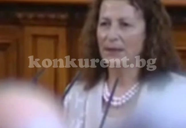Депутат от ГЕРБ се закле минути преди оставката