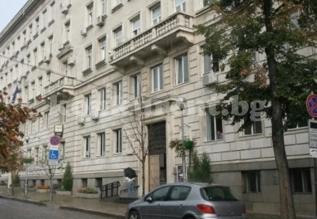 Сигнал за бомба в столичната община, сесията продължава