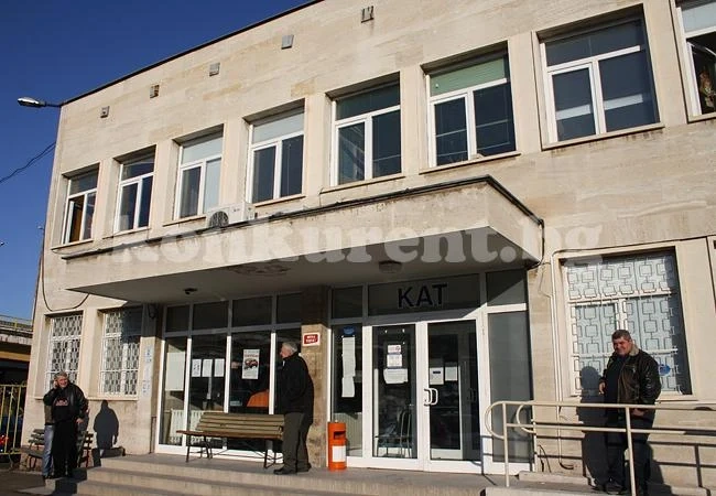 Спипаха краден джип в КАТ