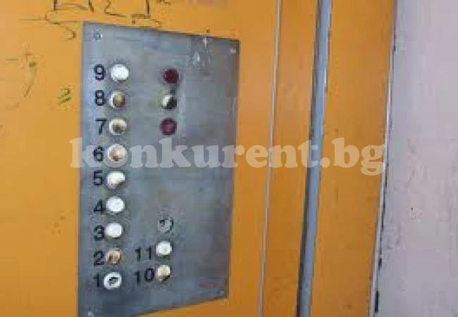 Оставиха в ареста млад похотливец, блудствал в асансьор
