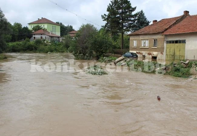 Белослатинско е под вода!
