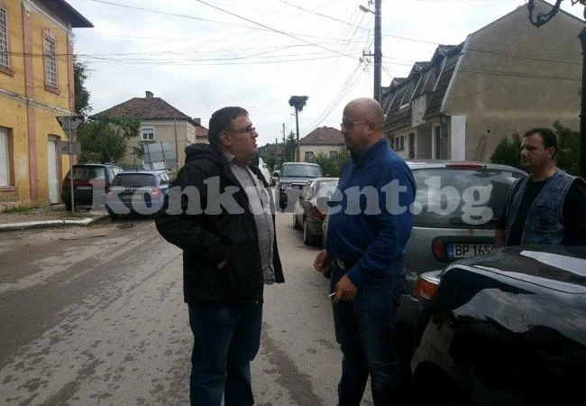 Камен Костадинов пристига в Нивянин и бедстващите села
