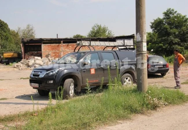 Техниците на ЧЕЗ получиха благодарности, заради работата им при потопа