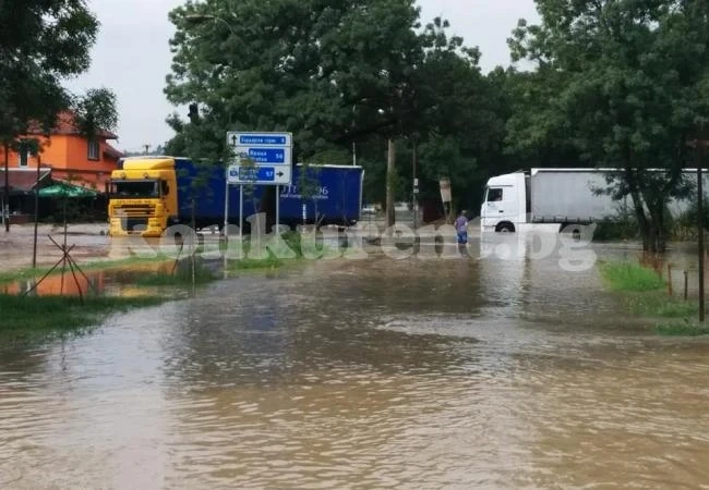 Призовават бизнеса да помага на Бяла Слатина