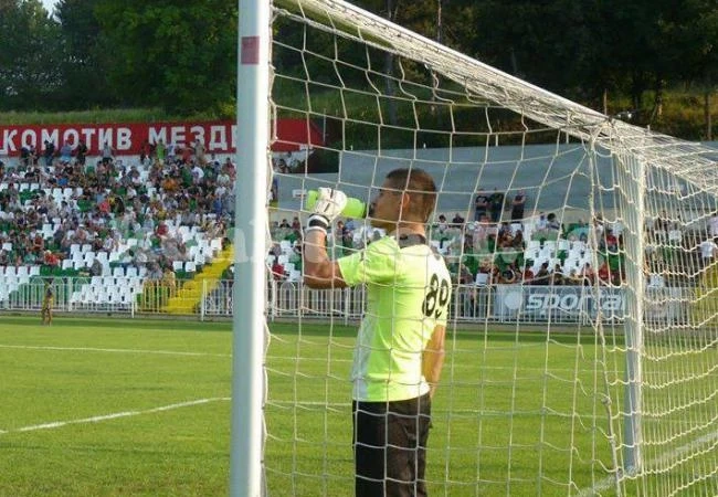 Бдин взе вратаря на Локо /Мз/