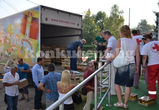 ГЕРБ даряват 70 бона за бедстващите