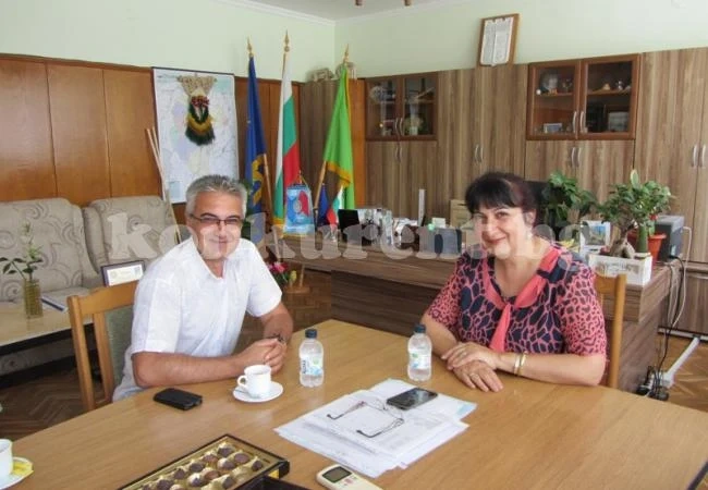 Посланикът ни в Египет се срещна с кметицата на Берковица