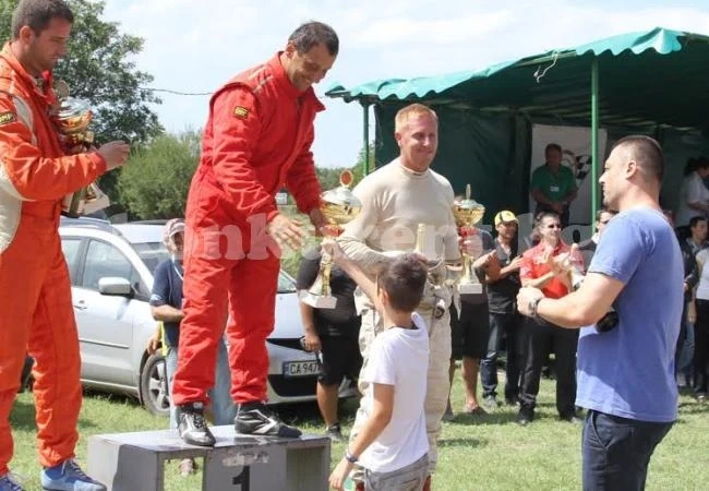 Бареков награди победителите в рали кроса край Криводол